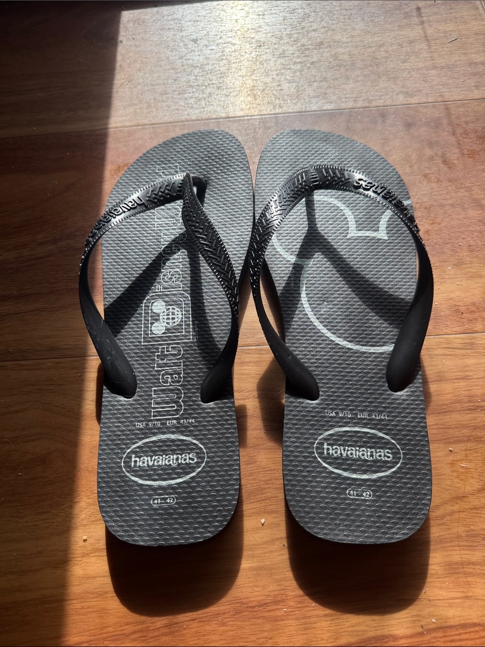 Havaianas Walt Disney world flip flops